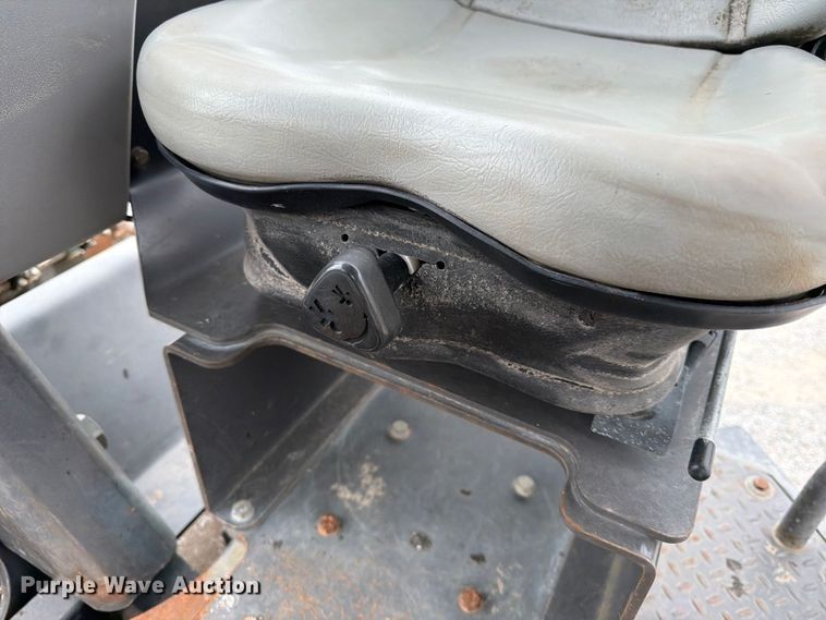 image for item FK3538 2011 Volvo DD138HF double drum vibratory roller