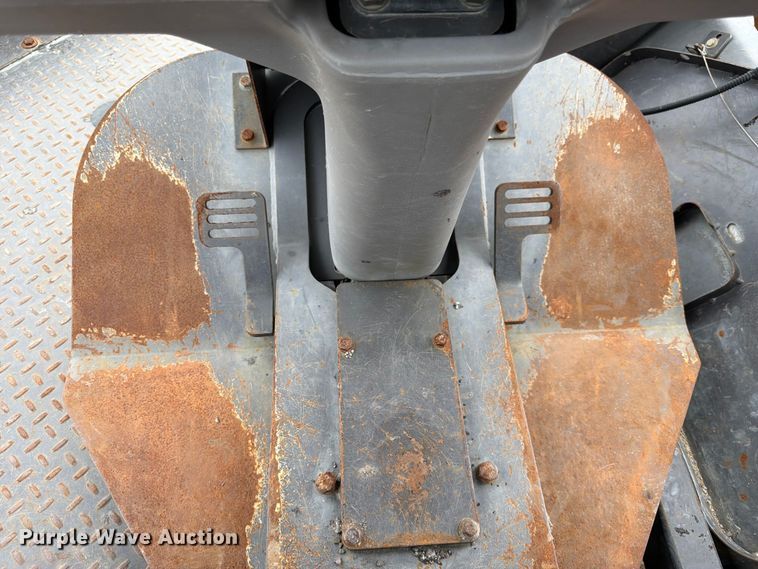 image for item FK3538 2011 Volvo DD138HF double drum vibratory roller
