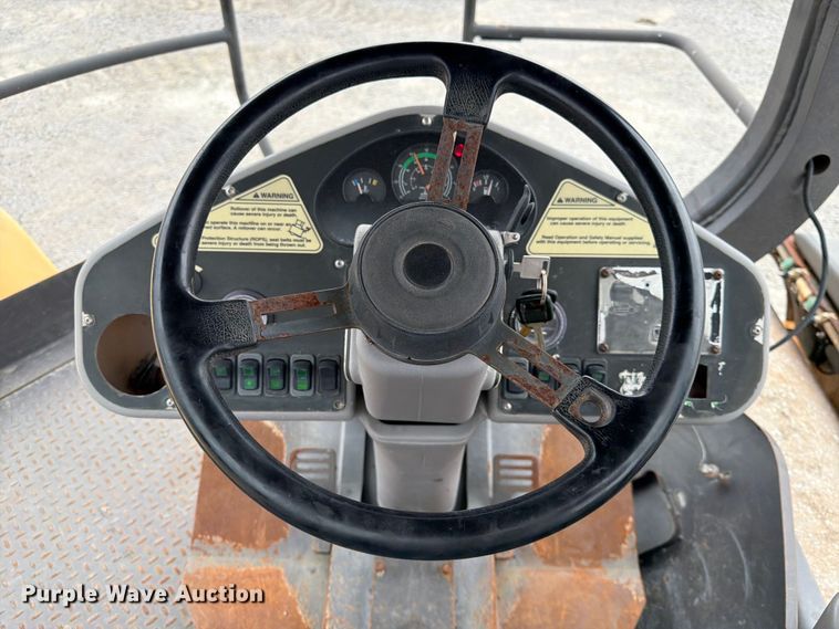 image for item FK3538 2011 Volvo DD138HF double drum vibratory roller