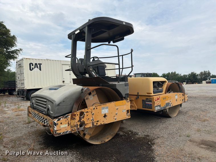image for item FK3539 2012 Volvo DD138HF double drum vibratory roller