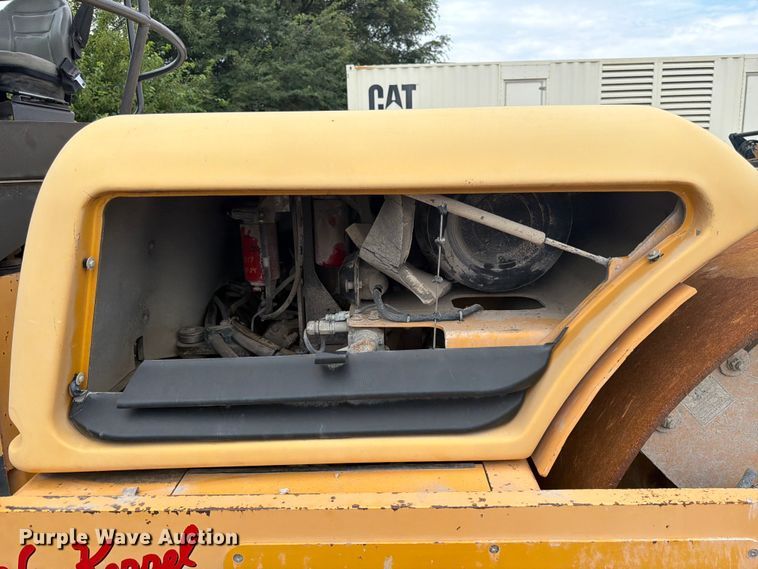 image for item FK3539 2012 Volvo DD138HF double drum vibratory roller
