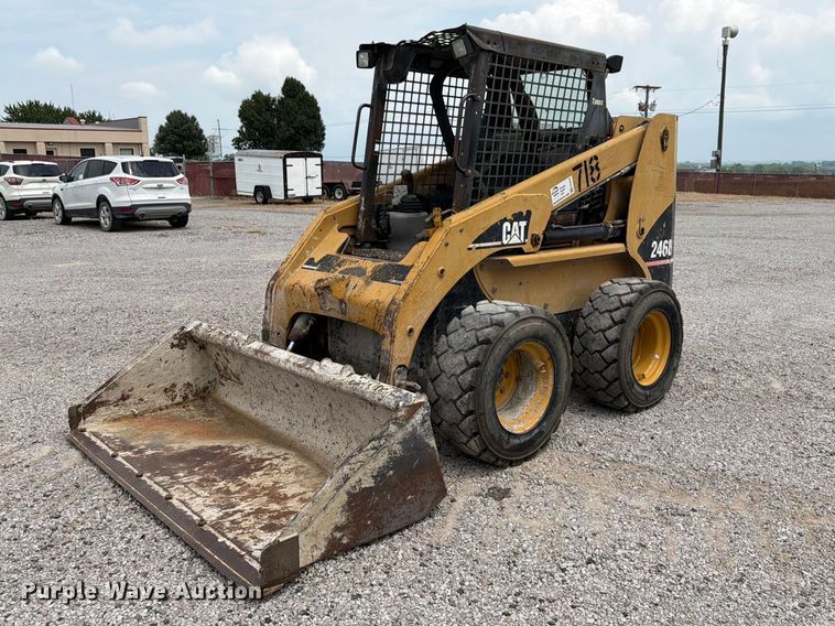 2004 Caterpillar 246B skid steer loader