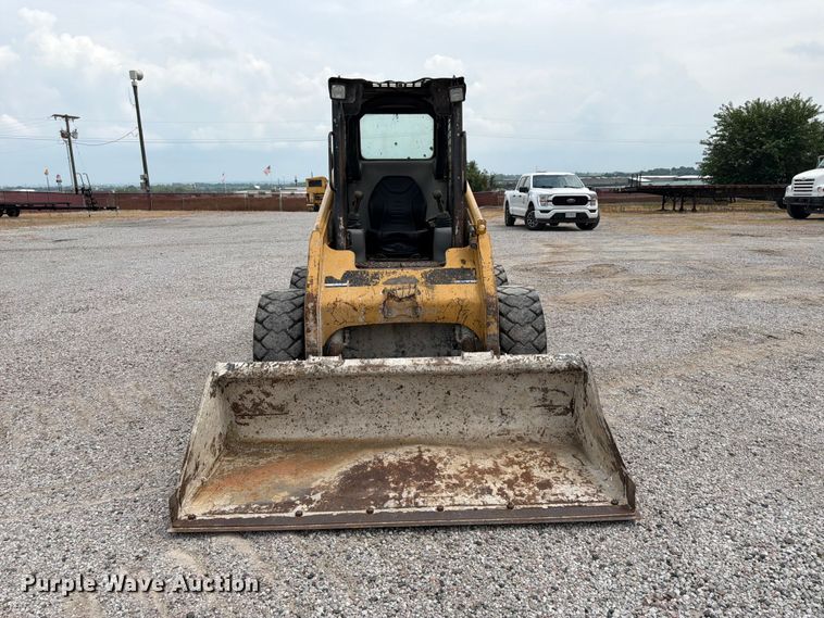 image for item FK3540 2004 Caterpillar 246B skid steer loader