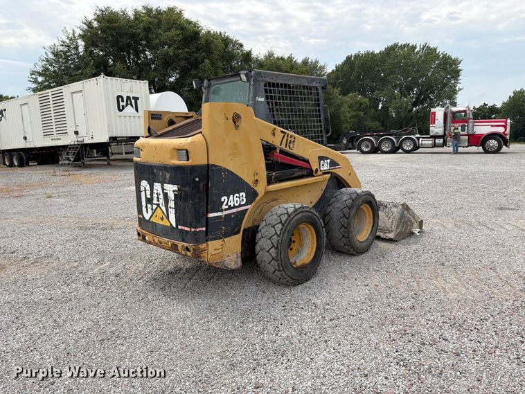 image for item FK3540 2004 Caterpillar 246B skid steer loader