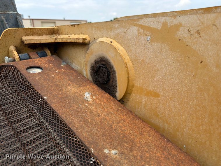 image for item FK3540 2004 Caterpillar 246B skid steer loader