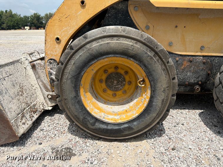 image for item FK3540 2004 Caterpillar 246B skid steer loader