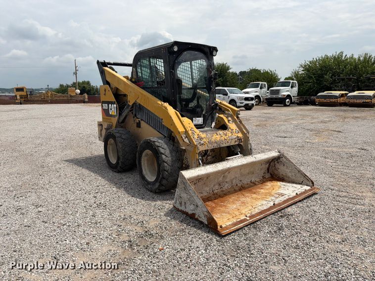 image for item FK3541 2014 Caterpillar 262D skid steer loader