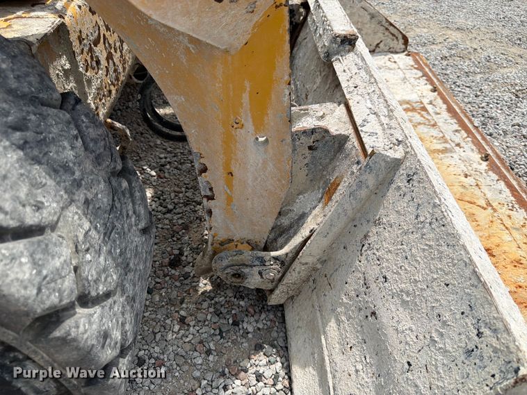 image for item FK3541 2014 Caterpillar 262D skid steer loader