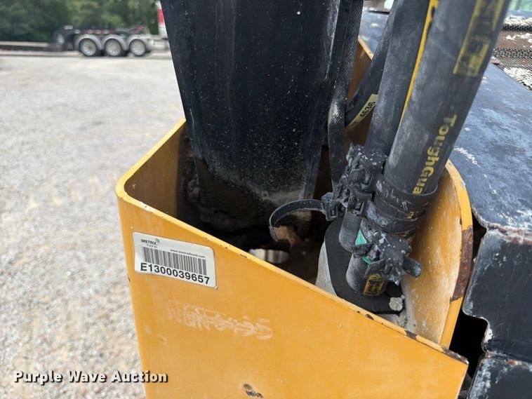 image for item FK3541 2014 Caterpillar 262D skid steer loader