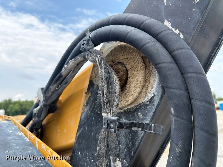 image for item FK3541 2014 Caterpillar 262D skid steer loader