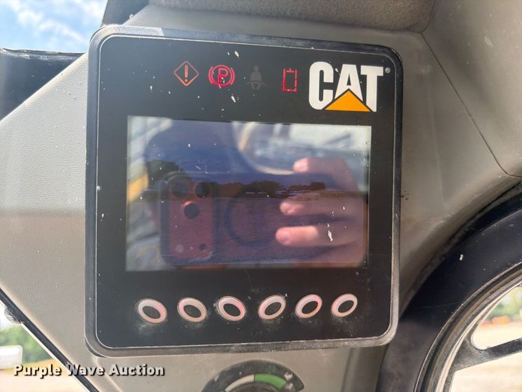 image for item FK3541 2014 Caterpillar 262D skid steer loader