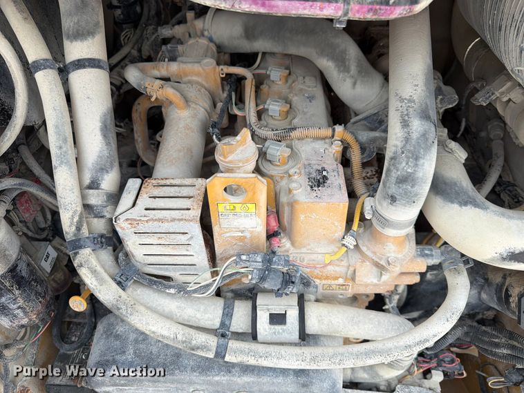 image for item FK3541 2014 Caterpillar 262D skid steer loader