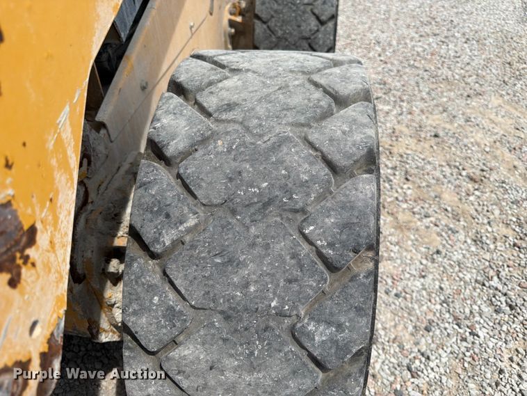 image for item FK3541 2014 Caterpillar 262D skid steer loader
