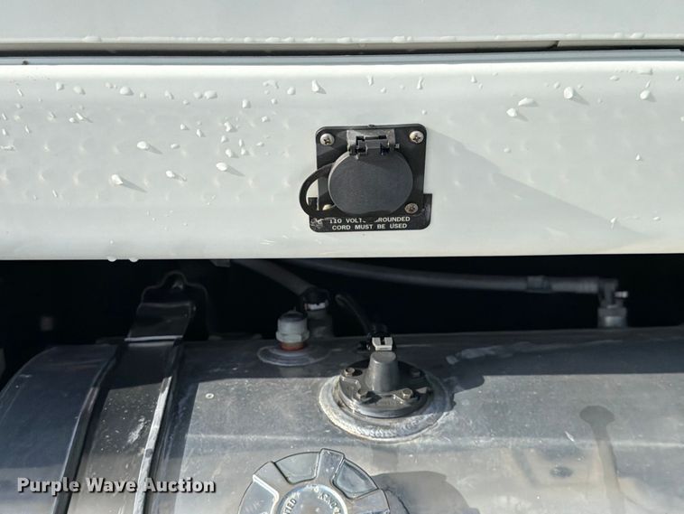 image for item FK4052 2022 International HX620 dump truck