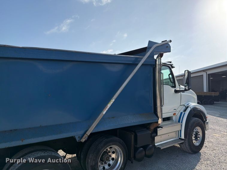 image for item FK4052 2022 International HX620 dump truck