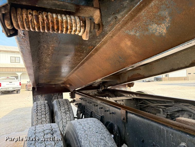 image for item FK4052 2022 International HX620 dump truck