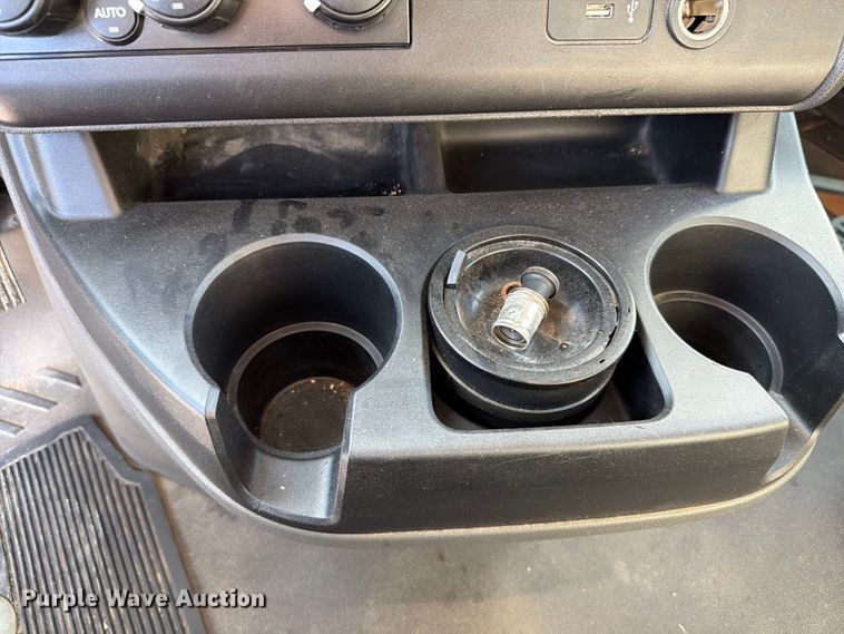 image for item FK4052 2022 International HX620 dump truck