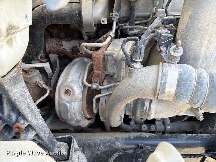 image for item FK4052 2022 International HX620 dump truck