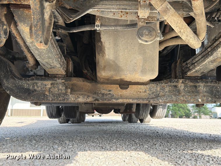 image for item FK4052 2022 International HX620 dump truck