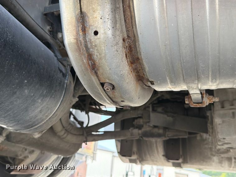 image for item FK4052 2022 International HX620 dump truck
