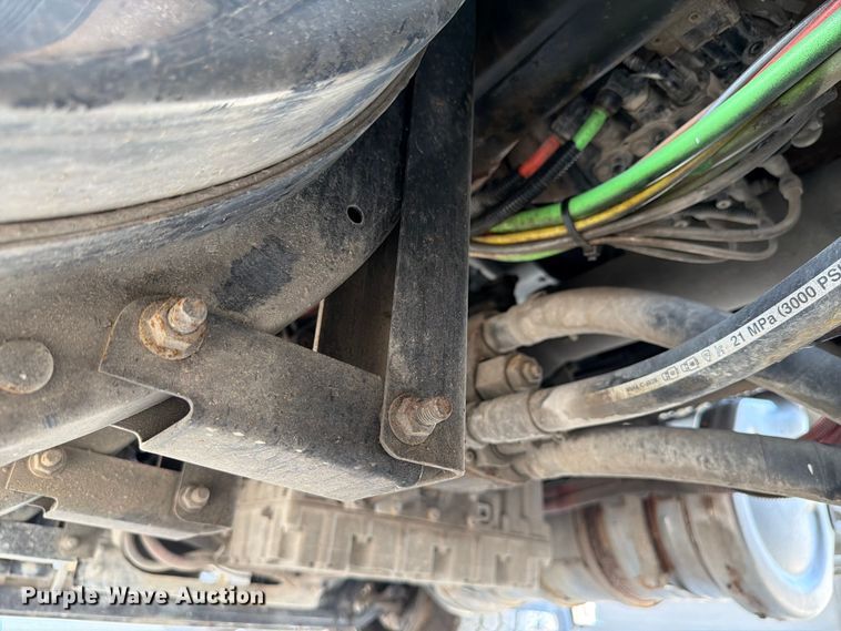 image for item FK4052 2022 International HX620 dump truck