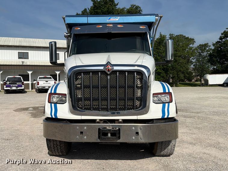 image for item FK4053 2022 International HX620 dump truck