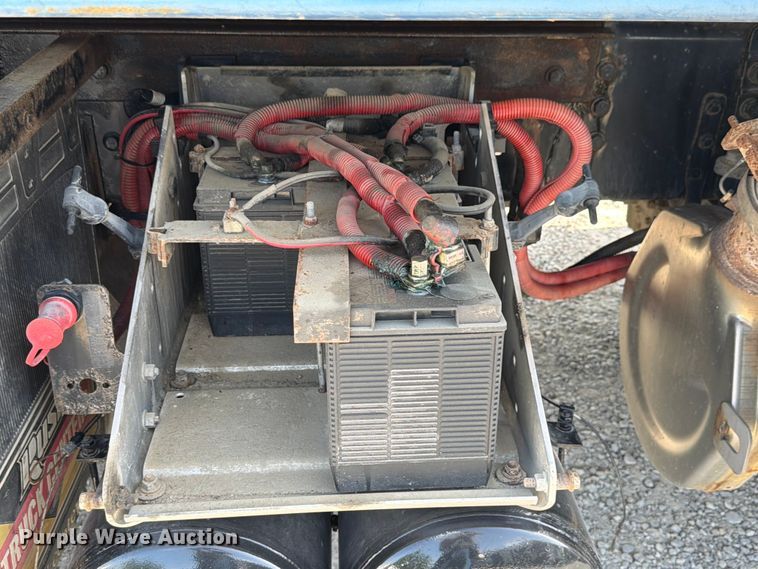image for item FK4053 2022 International HX620 dump truck
