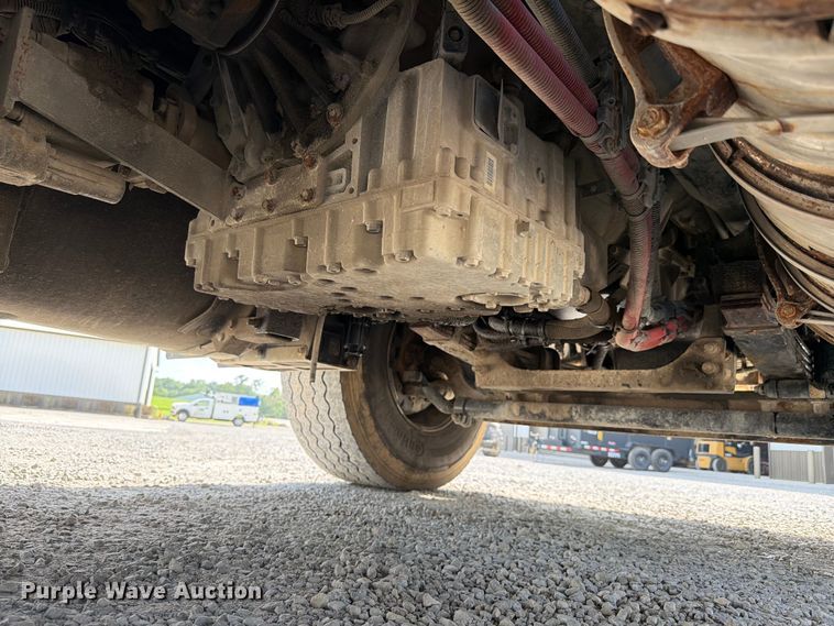 image for item FK4053 2022 International HX620 dump truck