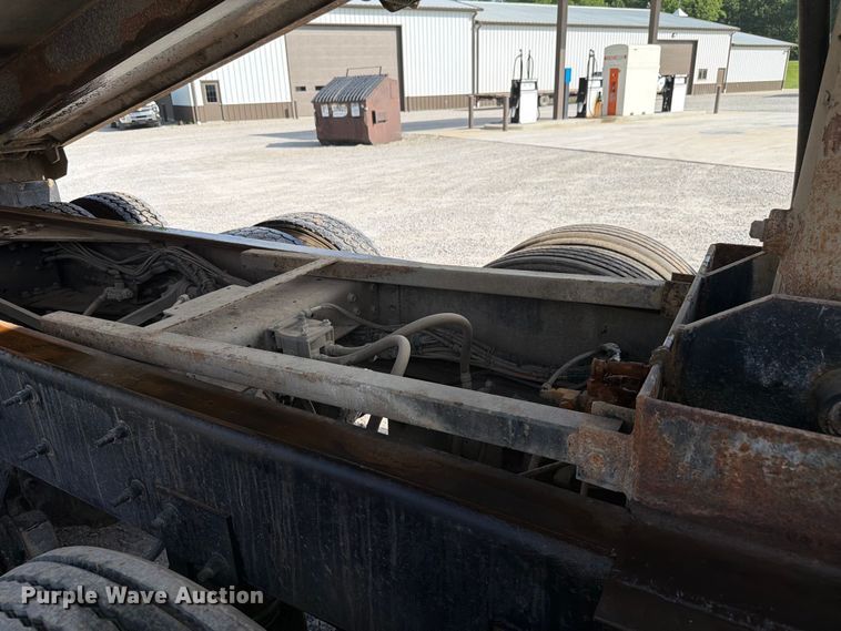 image for item FK4053 2022 International HX620 dump truck