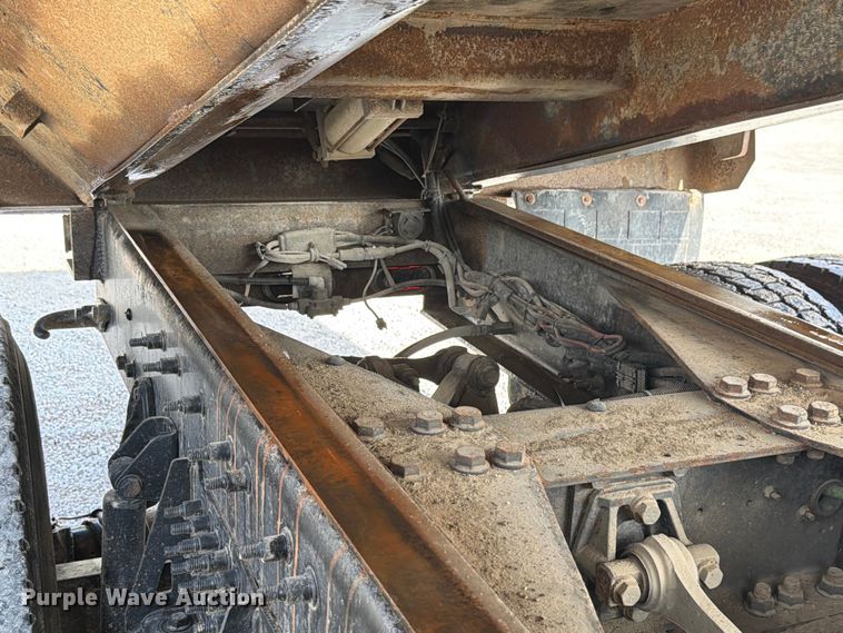 image for item FK4053 2022 International HX620 dump truck