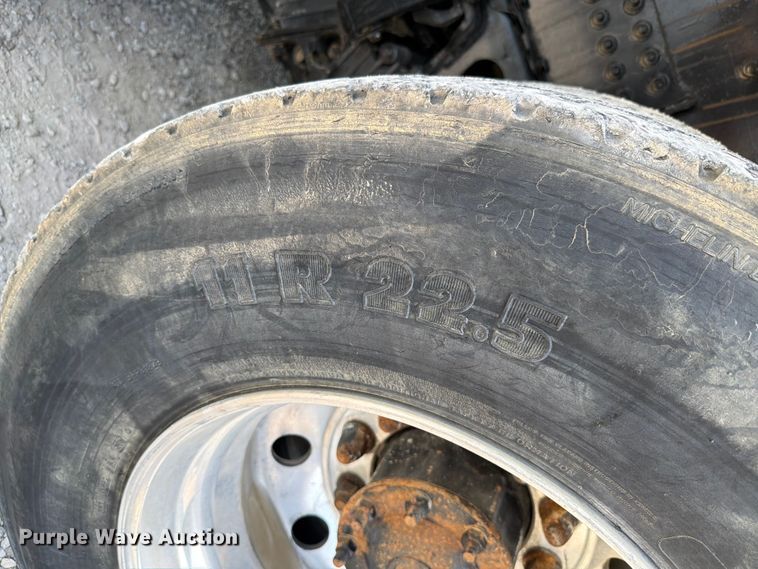 image for item FK4053 2022 International HX620 dump truck