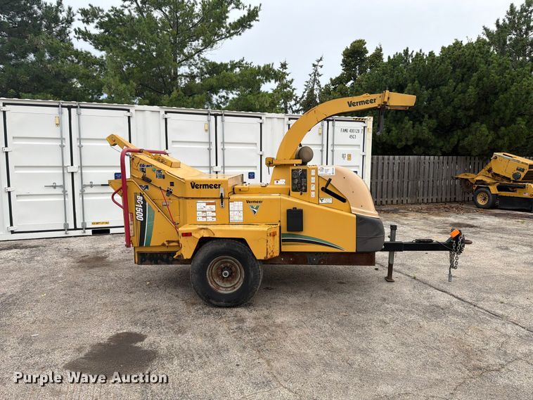 image for item FK4090 2009 Vermeer  BC1500 wood chipper
