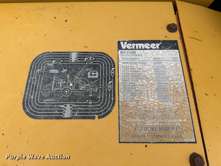 image for item FK4090 2009 Vermeer  BC1500 wood chipper