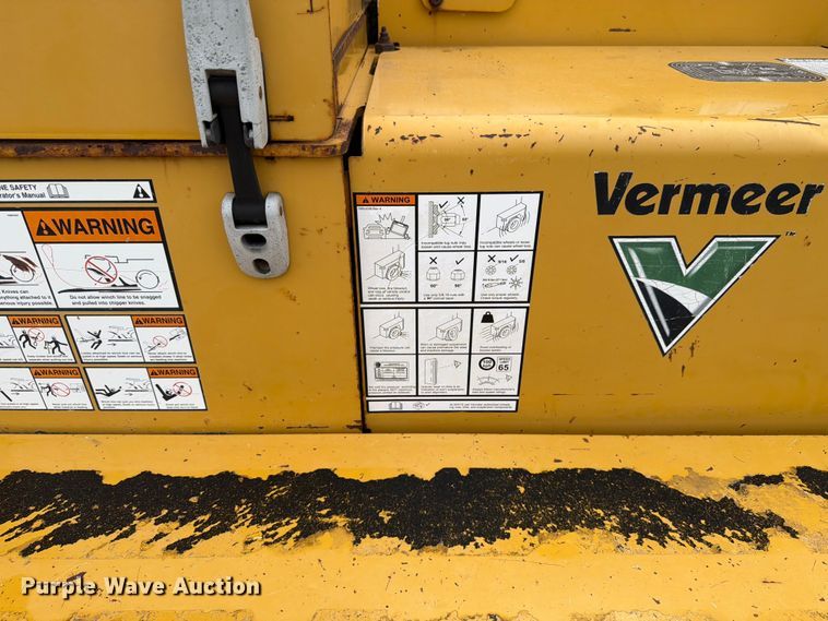 image for item FK4090 2009 Vermeer  BC1500 wood chipper