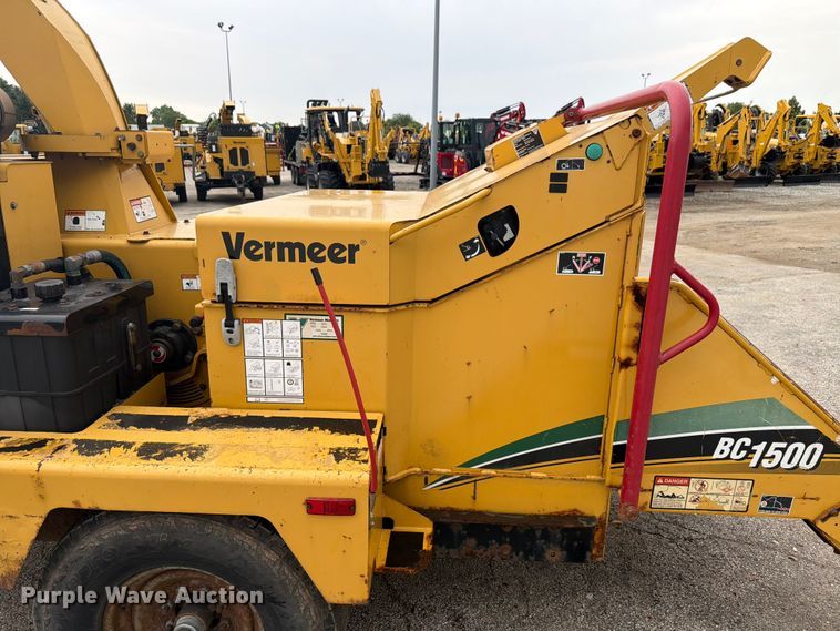 image for item FK4090 2009 Vermeer  BC1500 wood chipper