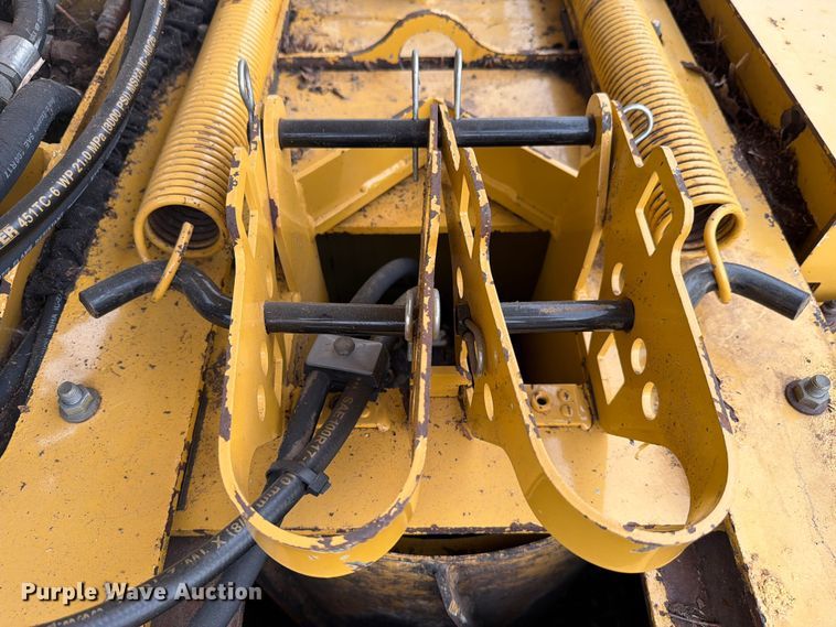image for item FK4090 2009 Vermeer  BC1500 wood chipper