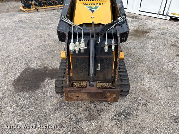 image for item FK4091 2017 Vermeer CTX100 compact utility loader