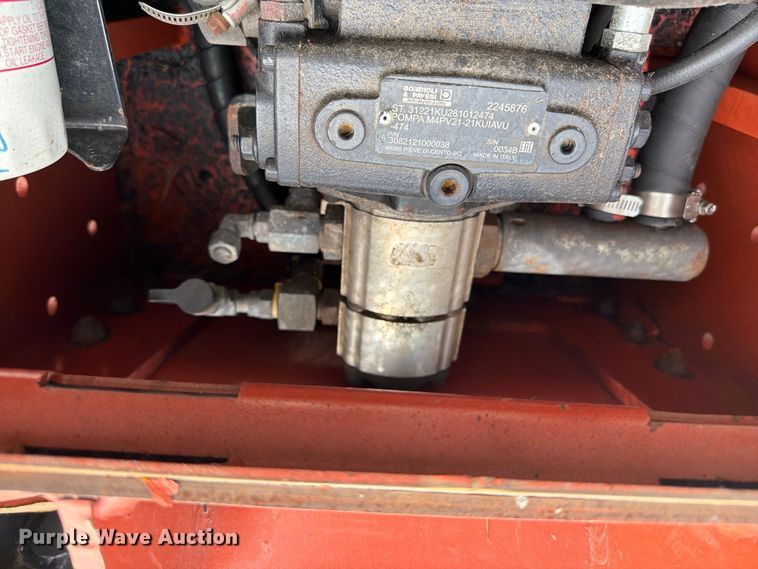 image for item FK4093 2020 Ditch Witch SK1550 compact utility loader