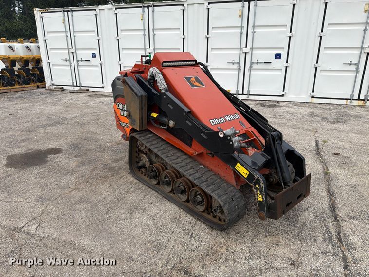 image for item FK4094 2023 Ditch Witch SK1550 compact utility loader