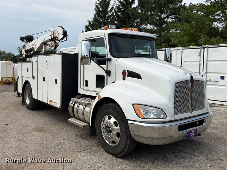 image for item FK4095 2017 Kenworth T370 utility / service truck