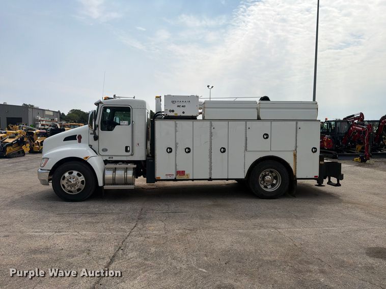 image for item FK4095 2017 Kenworth T370 utility / service truck