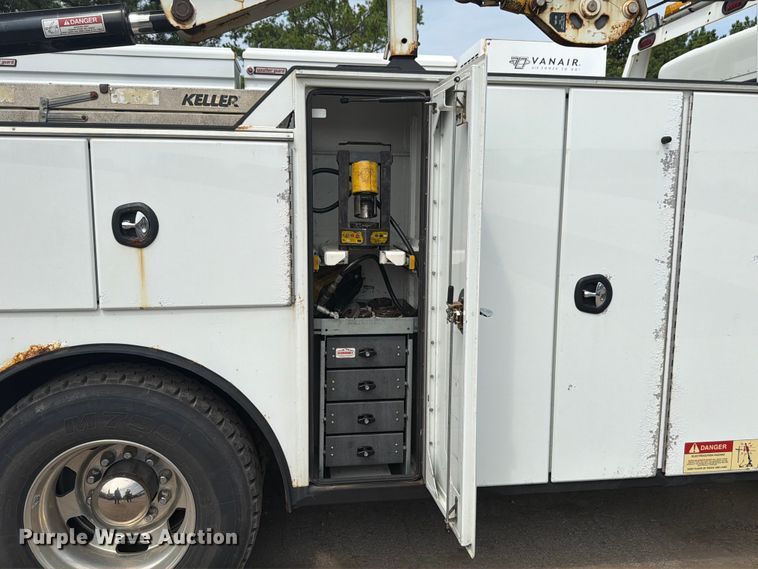 image for item FK4095 2017 Kenworth T370 utility / service truck