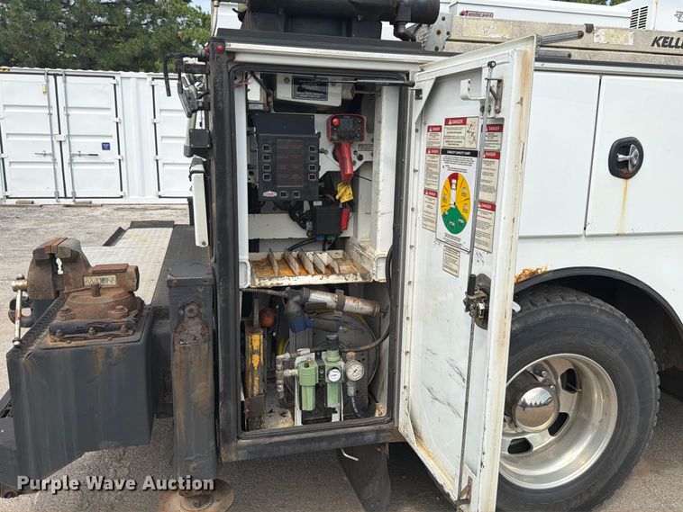 image for item FK4095 2017 Kenworth T370 utility / service truck