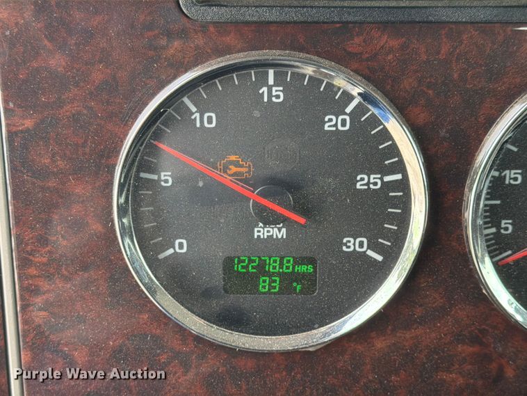 image for item FK4095 2017 Kenworth T370 utility / service truck