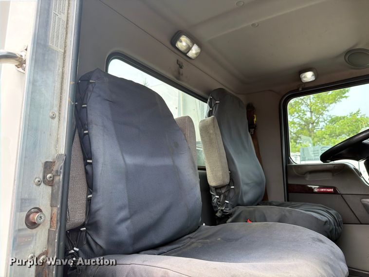 image for item FK4095 2017 Kenworth T370 utility / service truck