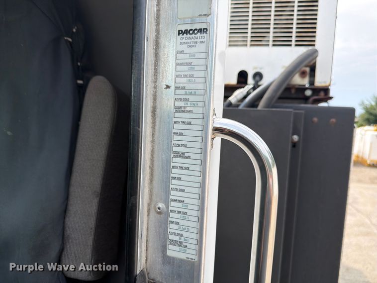 image for item FK4095 2017 Kenworth T370 utility / service truck