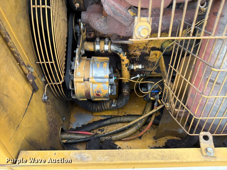 image for item FK4096 1989 Dresser LeROI air compressor
