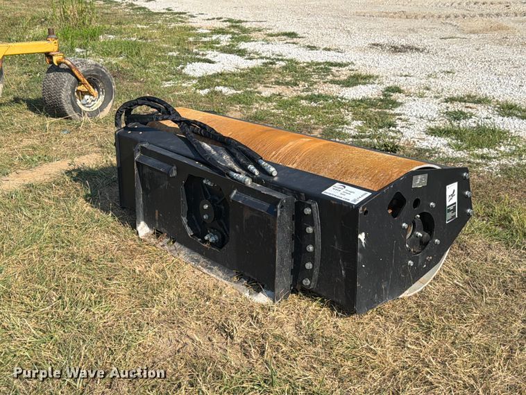 image for item FK4098 2024 003-06-72-001 skid steer vibratory roller