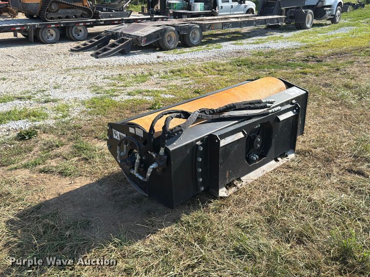 image for item FK4098 2024 003-06-72-001 skid steer vibratory roller