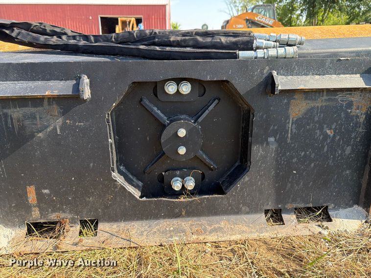 image for item FK4098 2024 003-06-72-001 skid steer vibratory roller